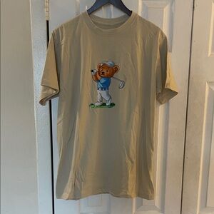 Gildan/Bear Threads Golfer Bear T-Shirt Size Large In Beige